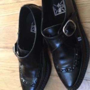 T.U.K. Pointed Buckle Creepers